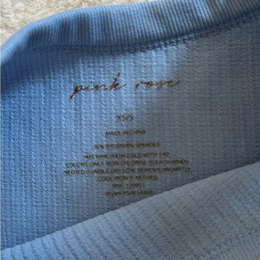 Blue Ribbed Tank Top - Picture 2 of 2